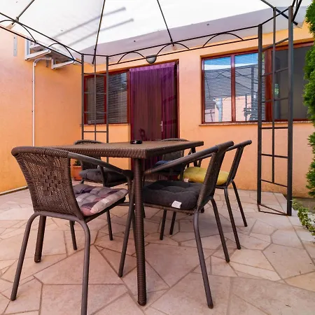 Arijana Apartman *